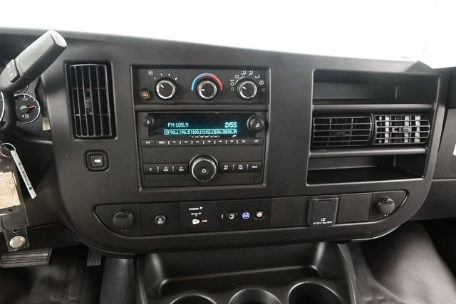 Used 2023 Chevrolet Express 2500 Extended RWD image 9