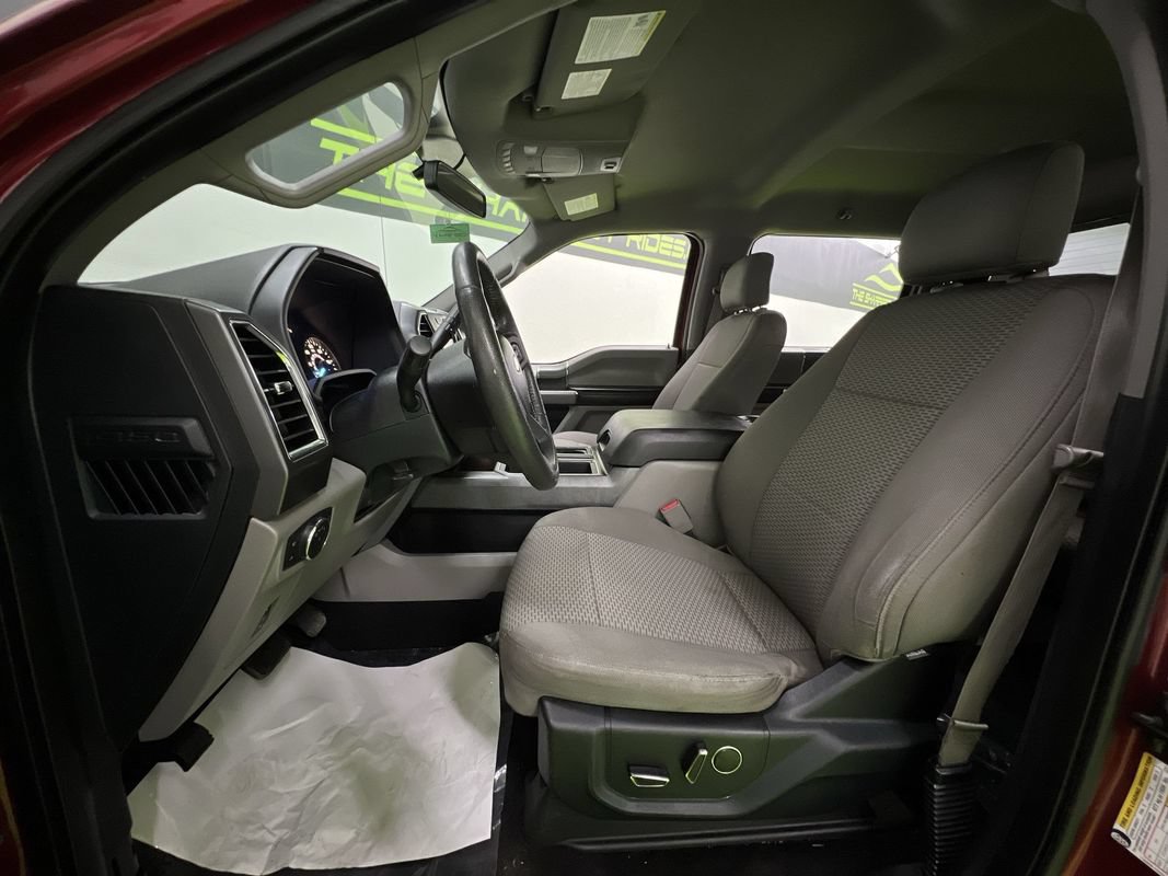 Used 2015 Ford F150 XLT w/ Equipment Group 302A Luxury AWD/4WD image 18