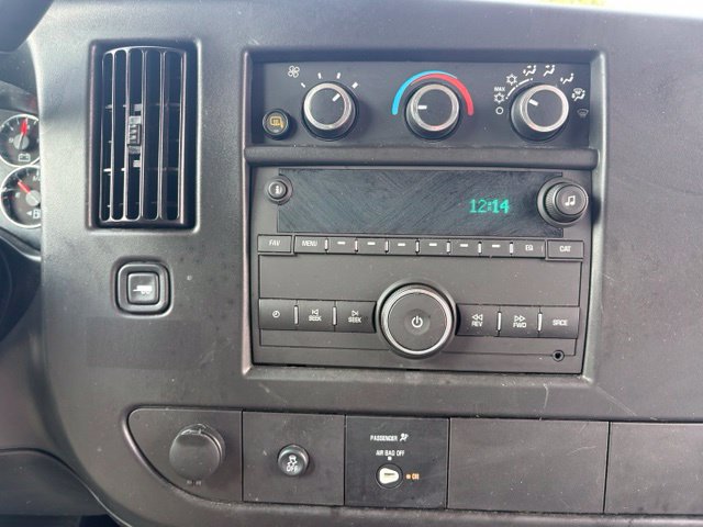 Used 2025 Chevrolet Express 2500 w/ Driver Convenience Package RWD image 26