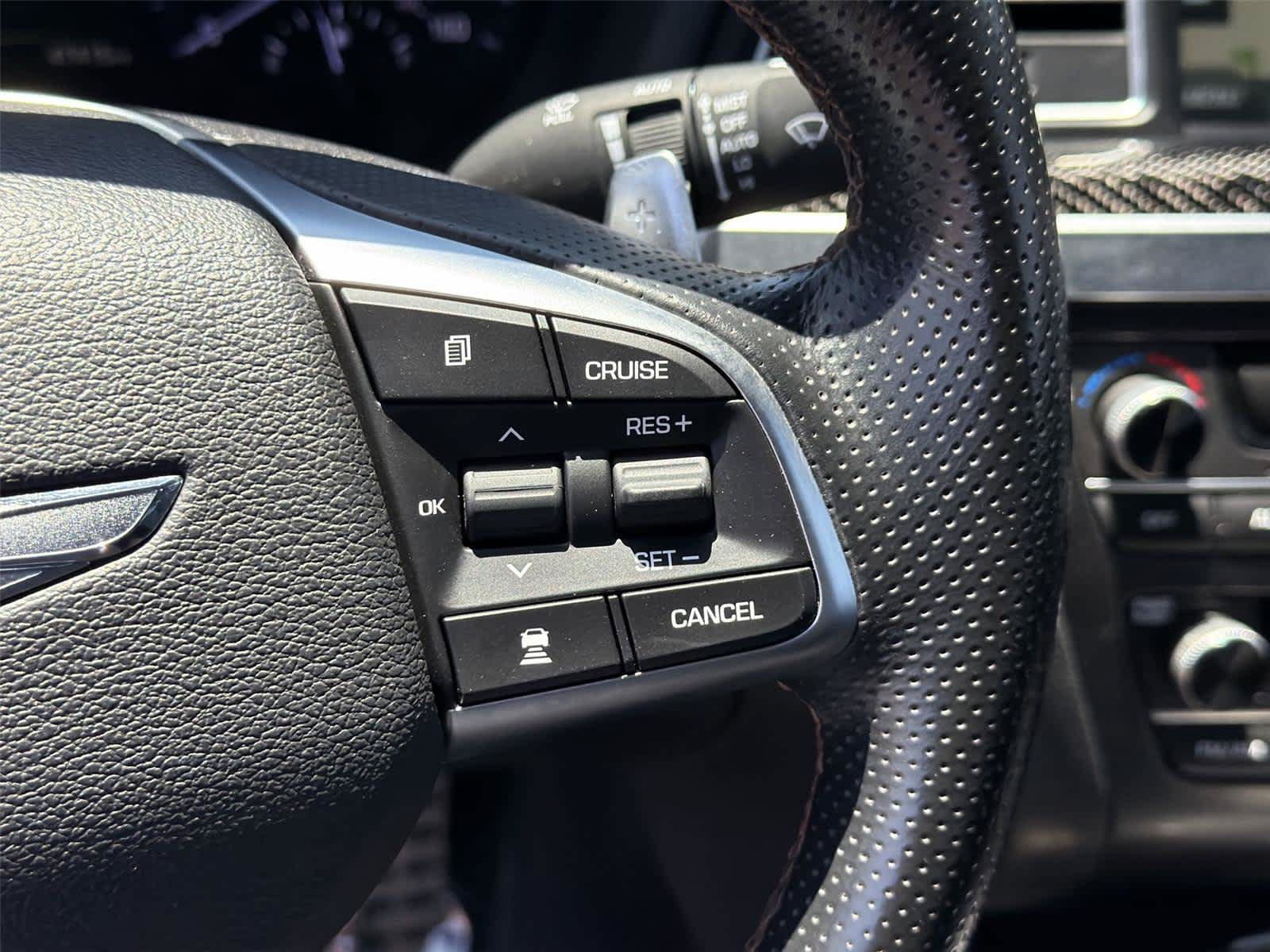 Used 2018 Genesis G80 3.3T Sport RWD image 35
