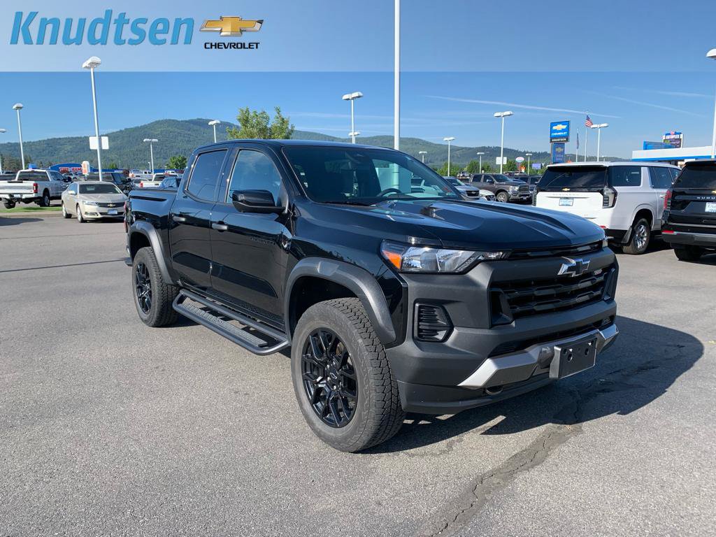 Used 2024 Chevrolet Colorado Trail Boss w/ LPO, Dark Essentials Package