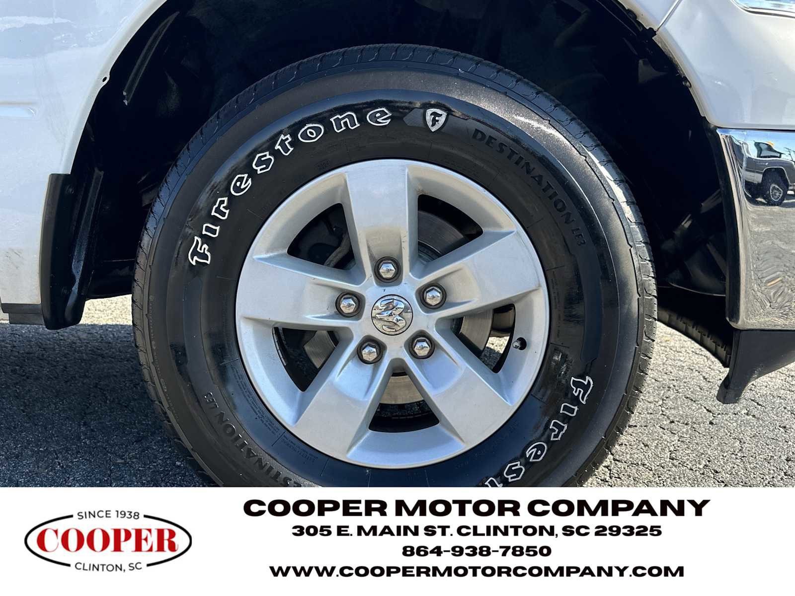 Used 2020 RAM 1500 Classic SLT AWD/4WD image 12