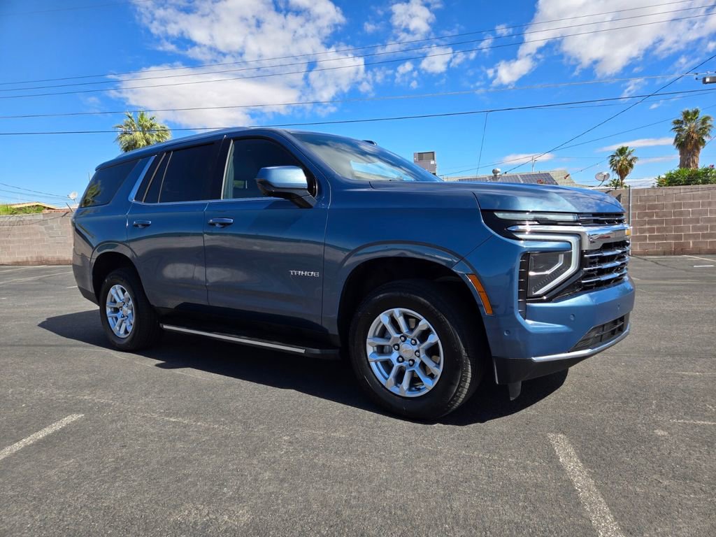 Used 2025 Chevrolet Tahoe LT AWD/4WD image 1