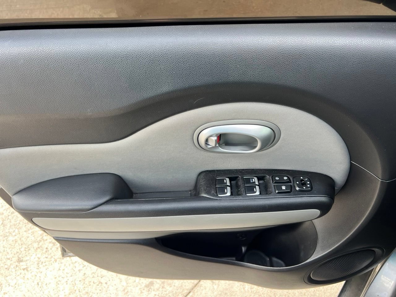 Used 2018 Kia Soul w/ Convenience Package FWD image 10