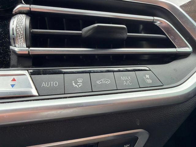 Used 2019 BMW X5 xDrive50i w/ M Sport Package AWD/4WD image 44