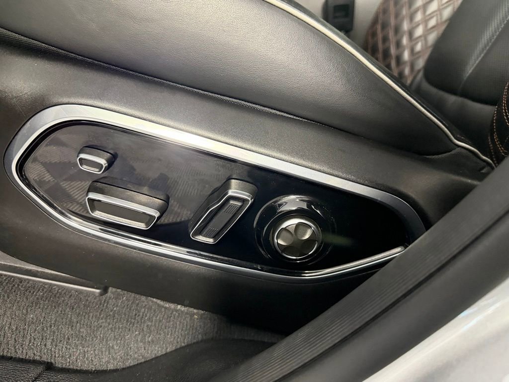 Certified 2022 Jeep Grand Cherokee Summit AWD/4WD image 23