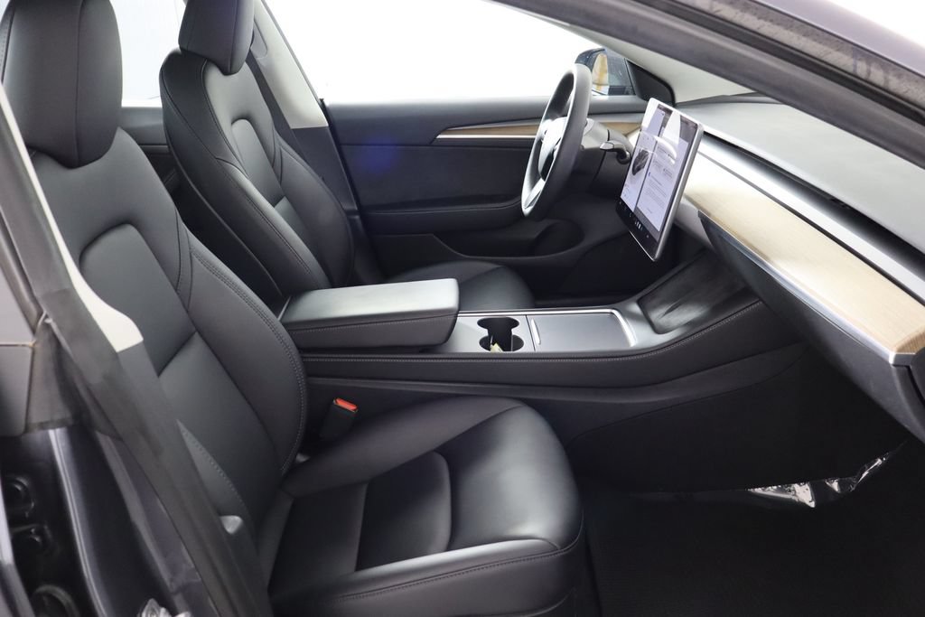 Used 2023 Tesla Model 3 Standard Range RWD image 16