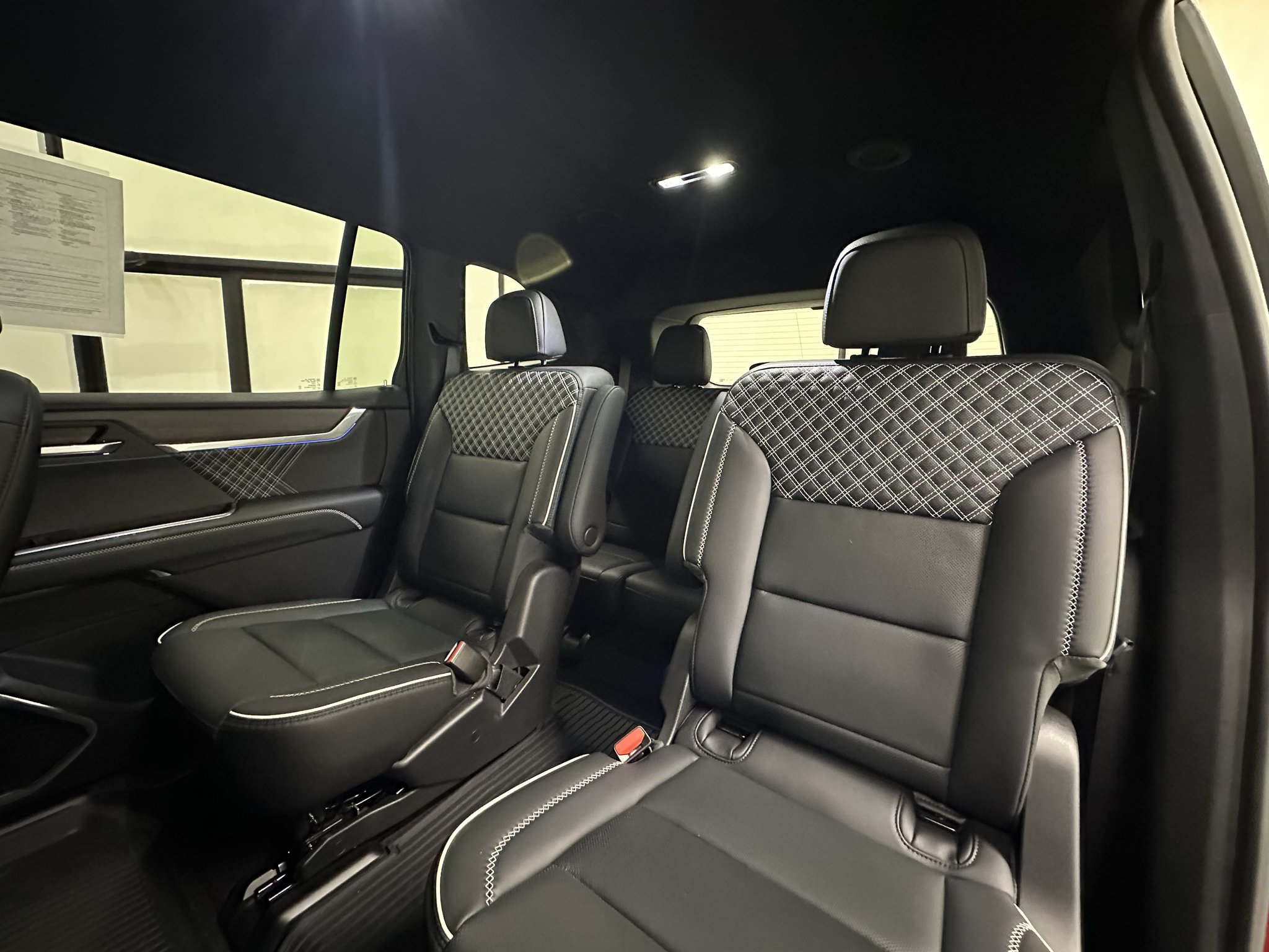 Certified 2026 GMC Acadia Denali w/ Super Cruise Package AWD/4WD image 15