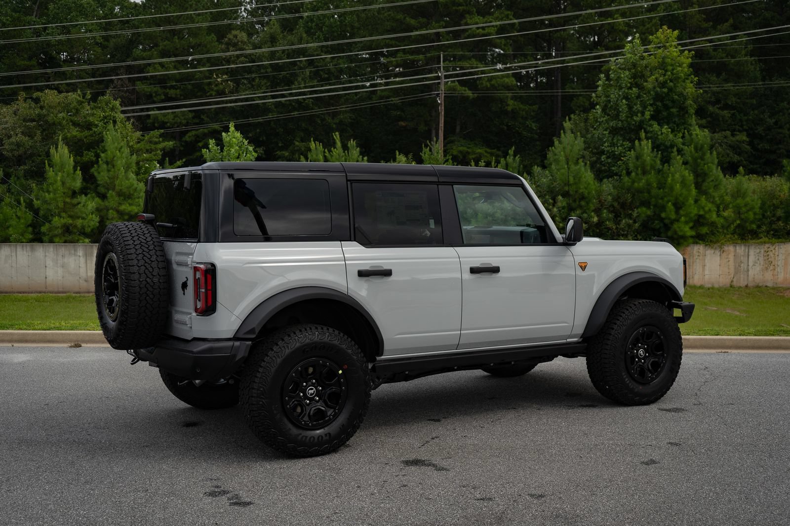 New 2026 Ford Bronco Badlands AWD/4WD image 26