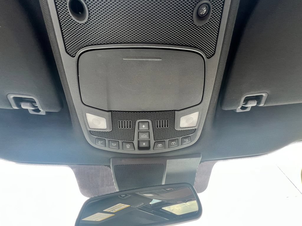 Used 2019 Ford F150 Lariat w/ Equipment Group 502A Luxury AWD/4WD image 39