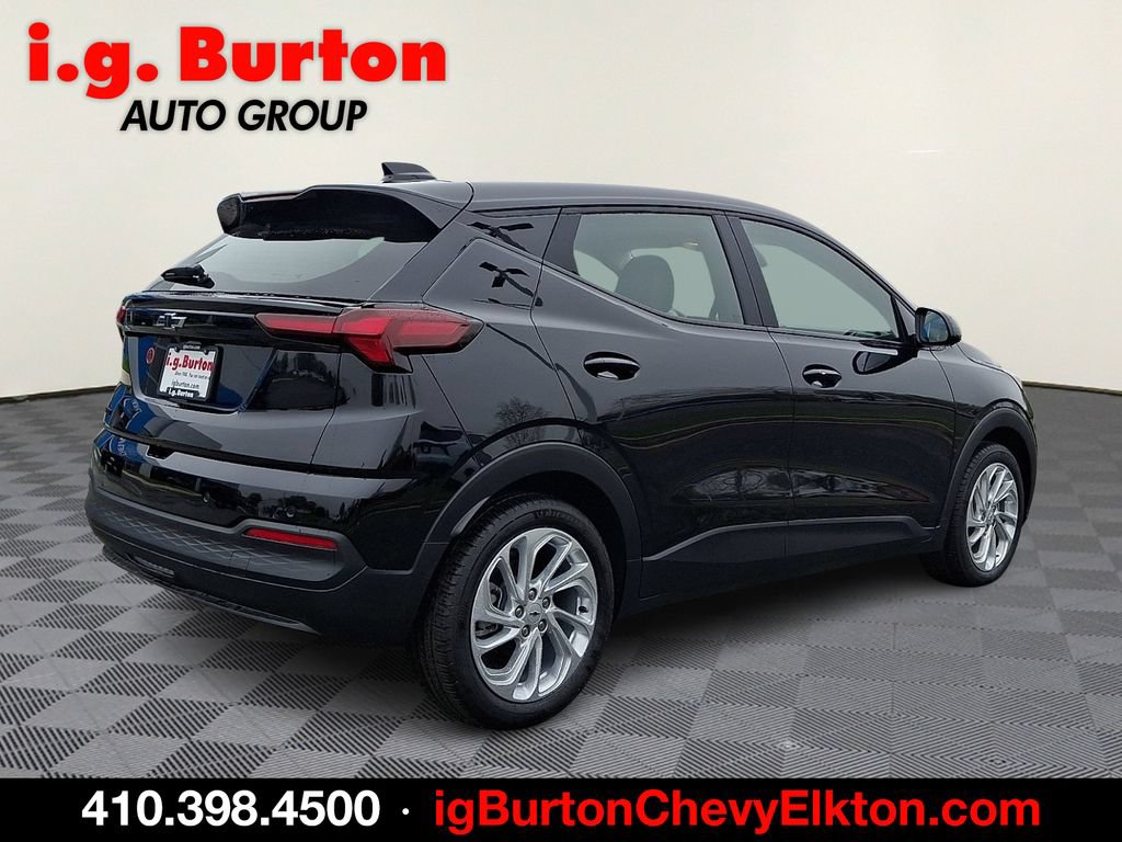 New 2027 Chevrolet Bolt LT w/ Comfort Package FWD image 4
