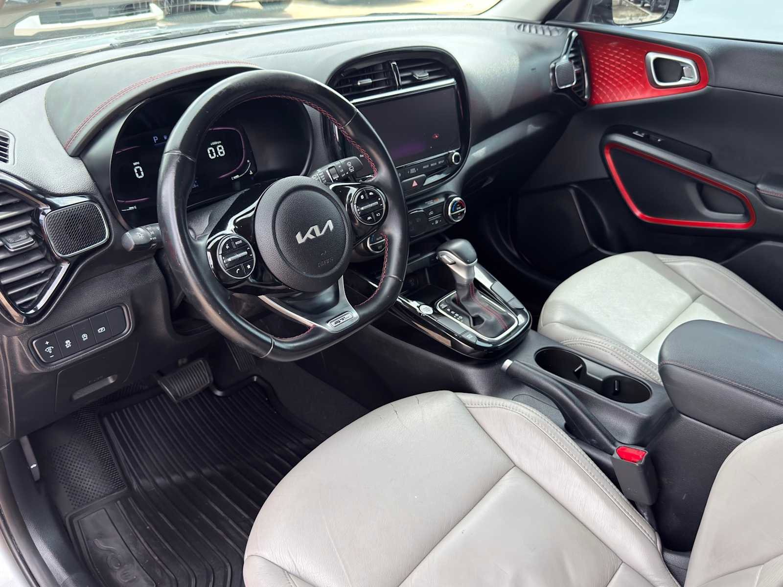 Certified 2023 Kia Soul GT-Line FWD image 7