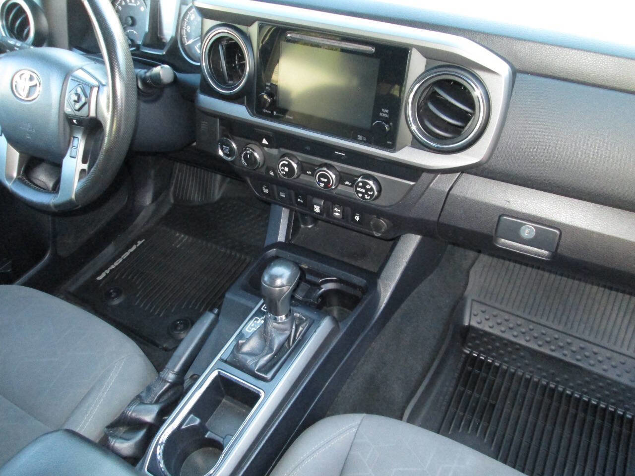 Used 2019 Toyota Tacoma TRD Off-Road image 24