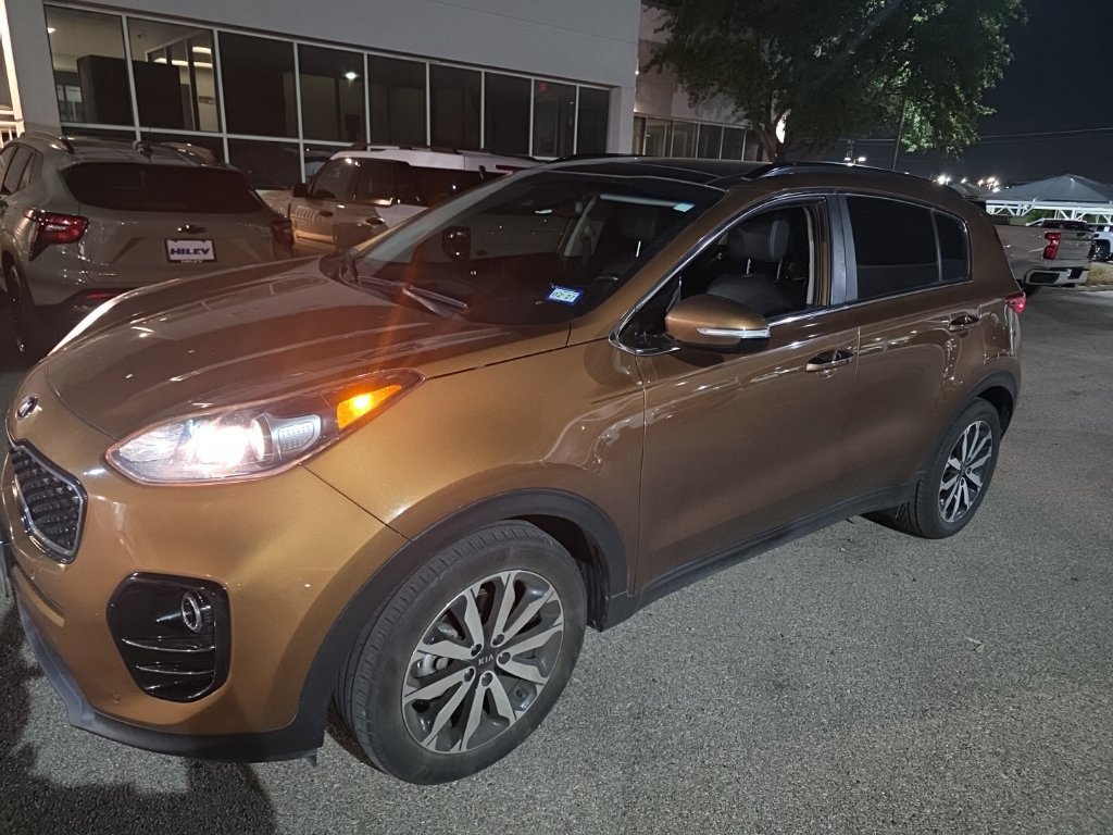 Used 2019 Kia Sportage EX w/ EX Technology Package FWD image 1