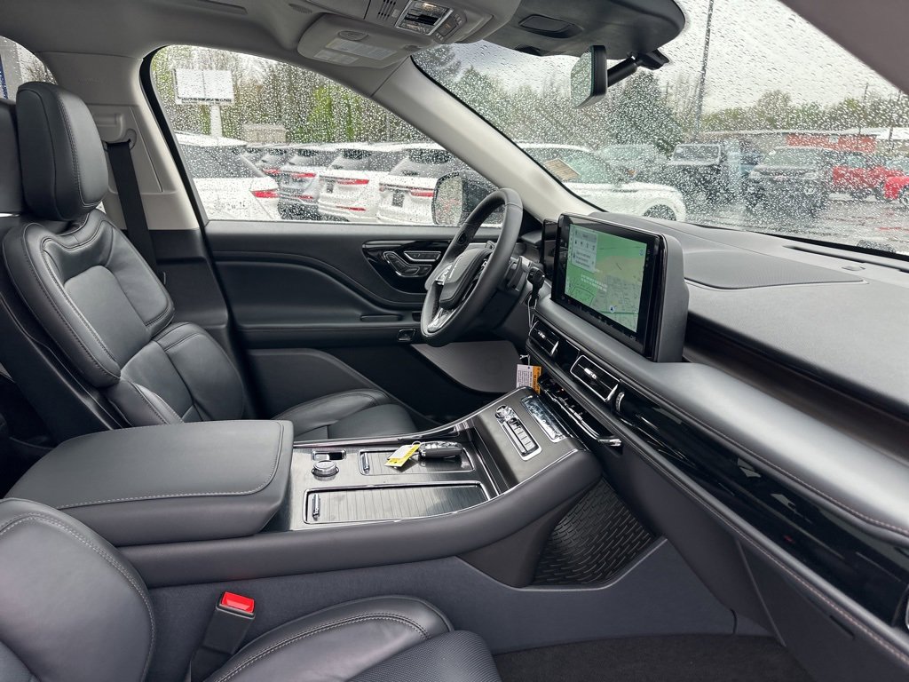 New 2025 Lincoln Aviator Reserve w/ Equipment Group 201A image 11