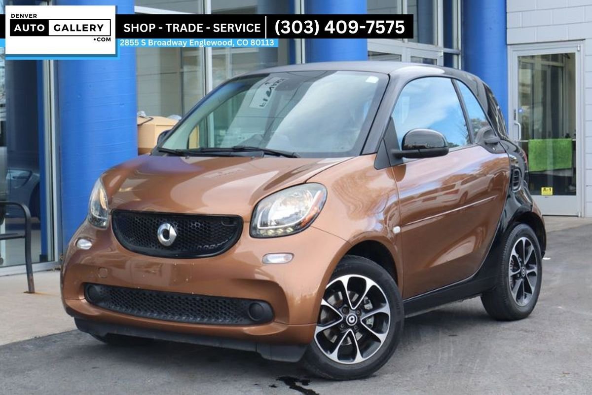 Used 2016 smart fortwo passion image 1