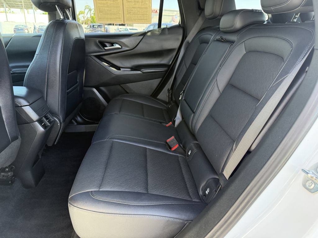 Used 2026 Chevrolet Equinox LT w/ Convenience Package II FWD image 13