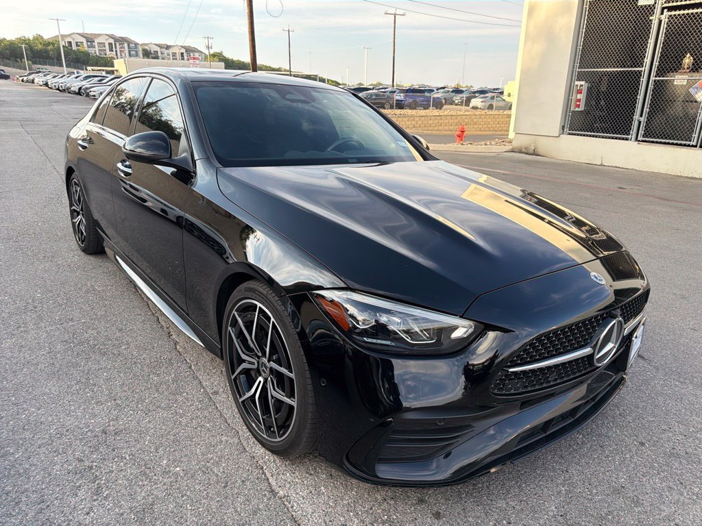 Used 2022 Mercedes-Benz C 300 Sedan image 4