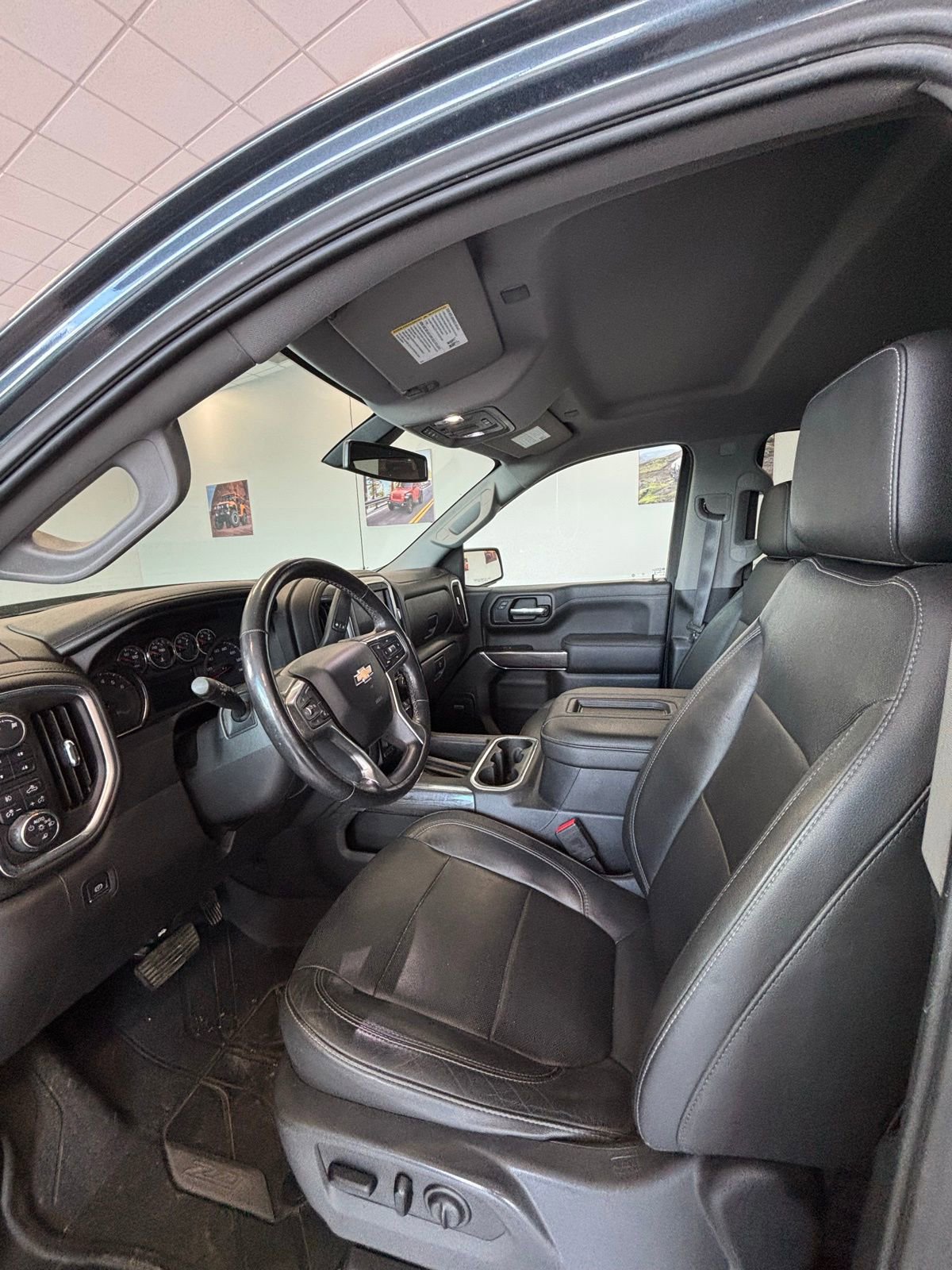 Used 2019 Chevrolet Silverado 1500 LTZ w/ LTZ Plus Package image 3