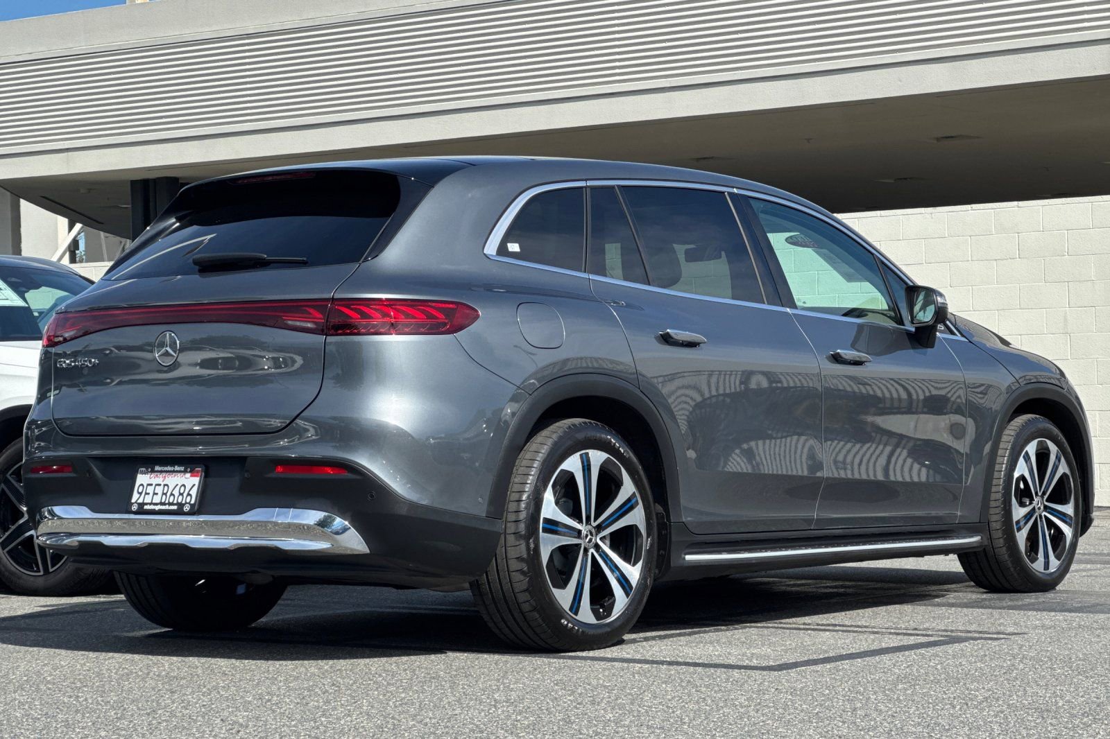 Certified 2023 Mercedes-Benz EQS 450+ SUV image 4