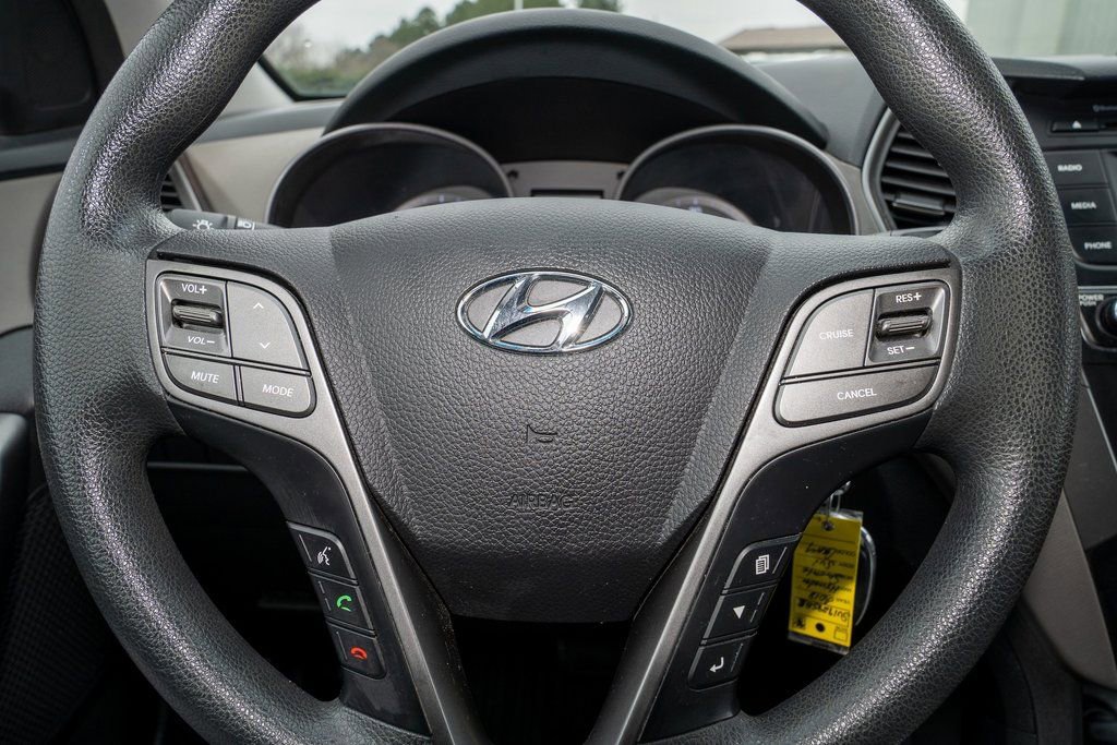 Used 2018 Hyundai Santa Fe Sport image 17