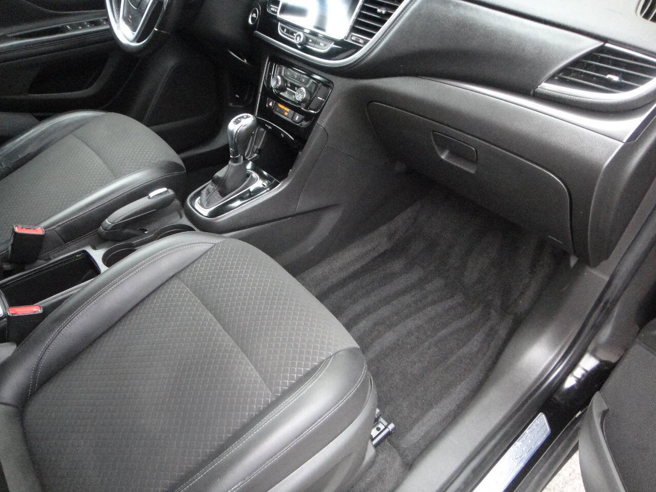 Used 2019 Buick Encore Preferred image 14