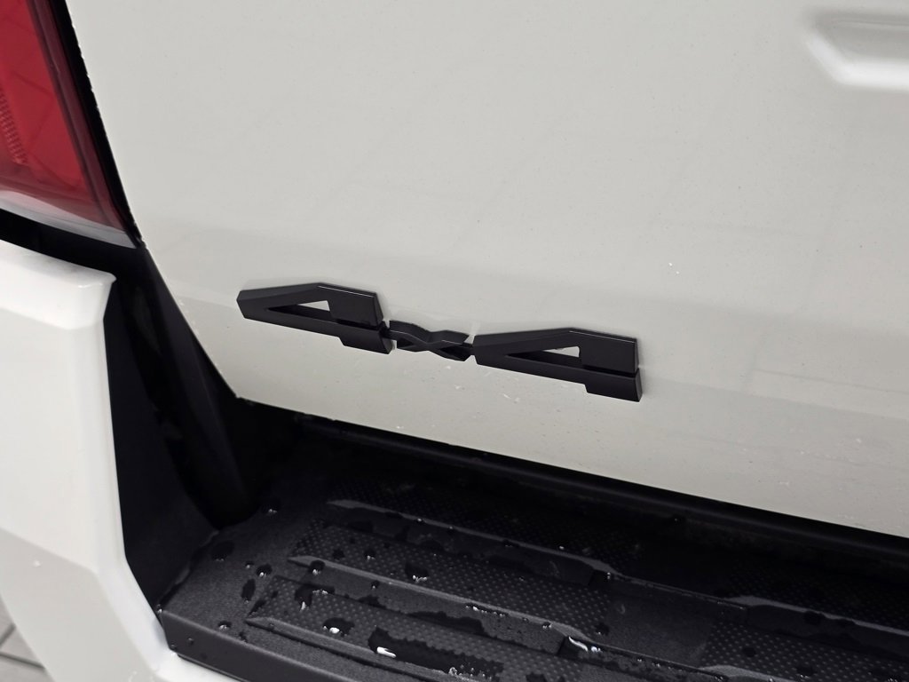 New 2025 Toyota Tacoma SR5 image 18