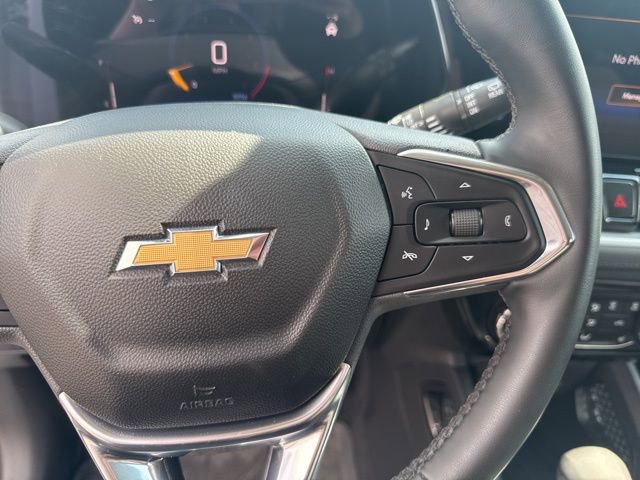 Used 2024 Chevrolet TrailBlazer LT w/ LT Cold Weather Package AWD/4WD image 17