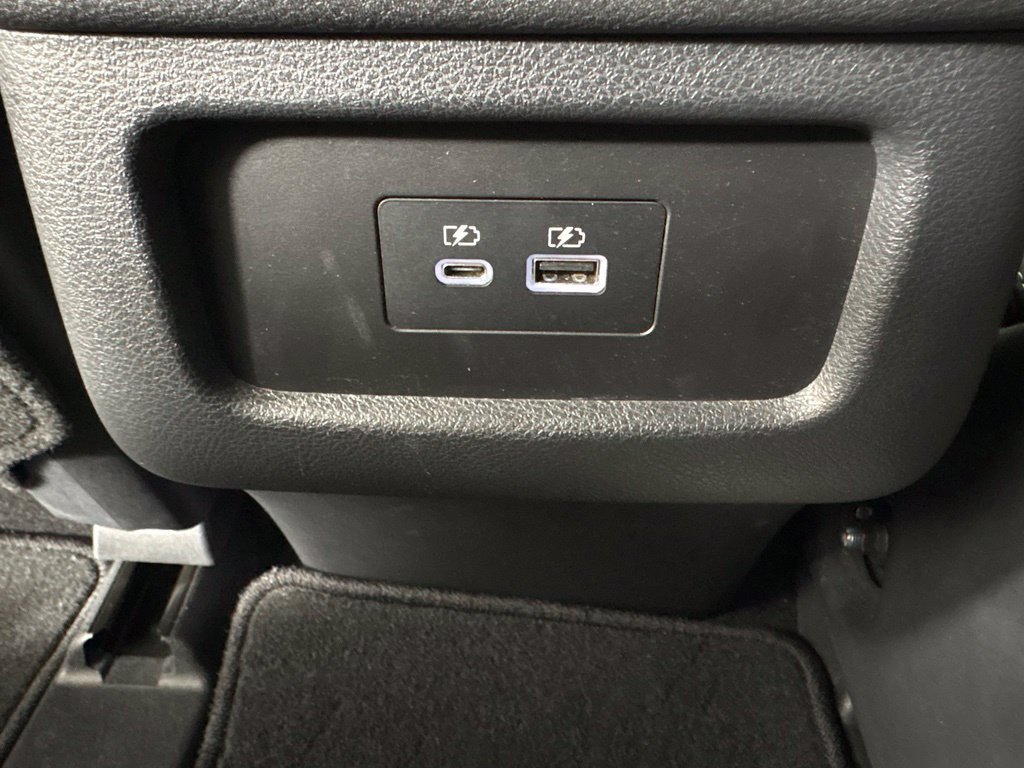 Used 2024 Nissan Pathfinder SV FWD image 38
