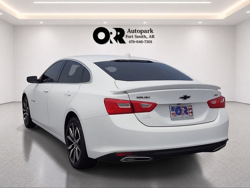 Used 2021 Chevrolet Malibu RS FWD image 4