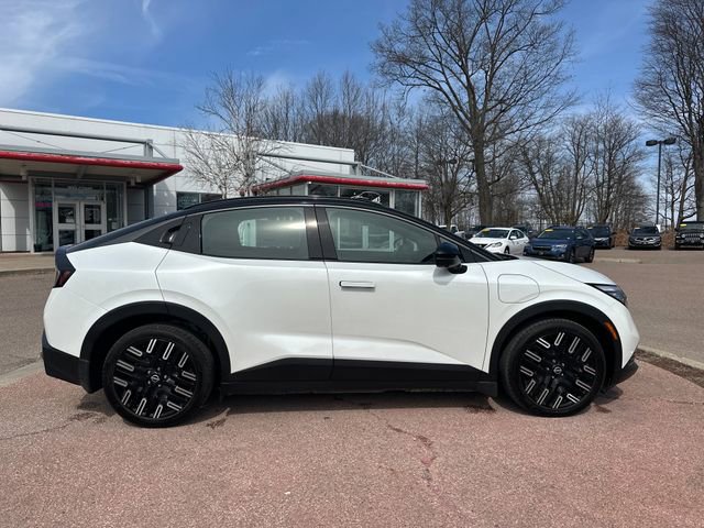 New 2026 Nissan Leaf Platinum+ w/ Cargo Package (Platinum+) image 1