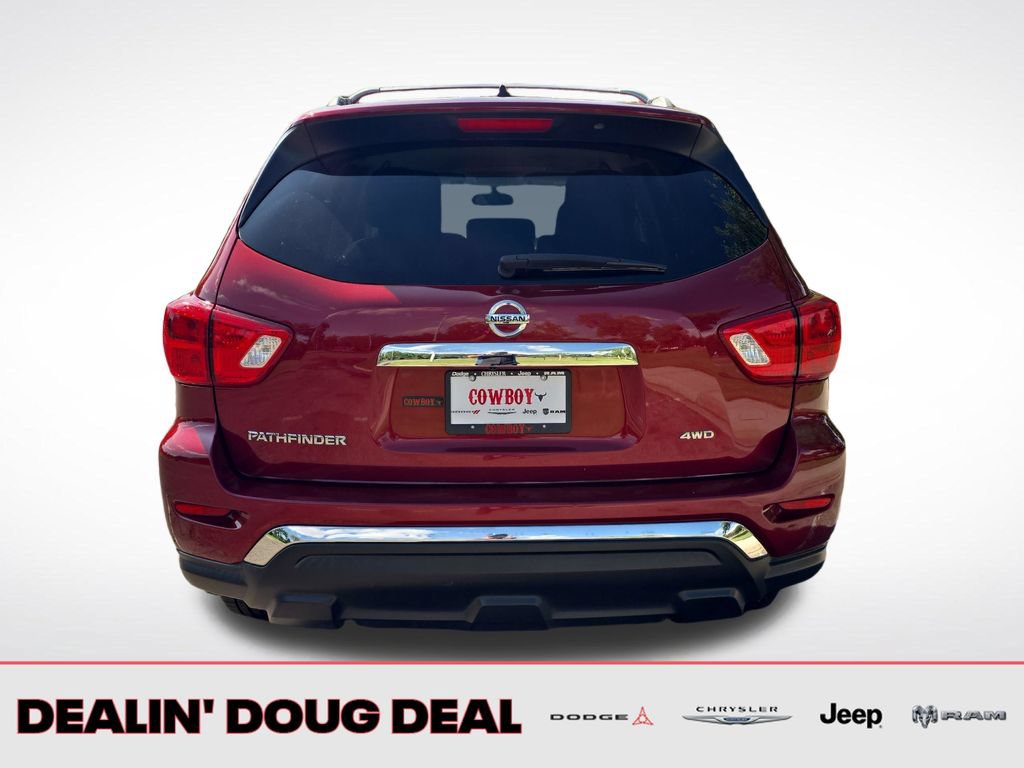Used 2018 Nissan Pathfinder S AWD/4WD image 4