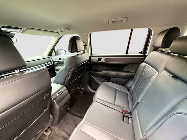 Used 2025 Hyundai Santa Fe SEL image 23
