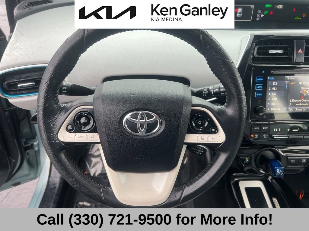 Used 2016 Toyota Prius Four w/ Advanced Technology Package image 32