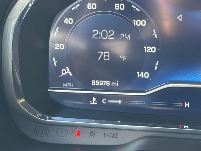 Used 2022 Chevrolet Suburban Z71 AWD/4WD image 17