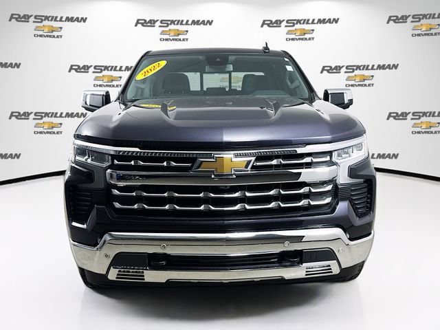 Used 2022 Chevrolet Silverado 1500 LTZ w/ LTZ Premium Package AWD/4WD image 2