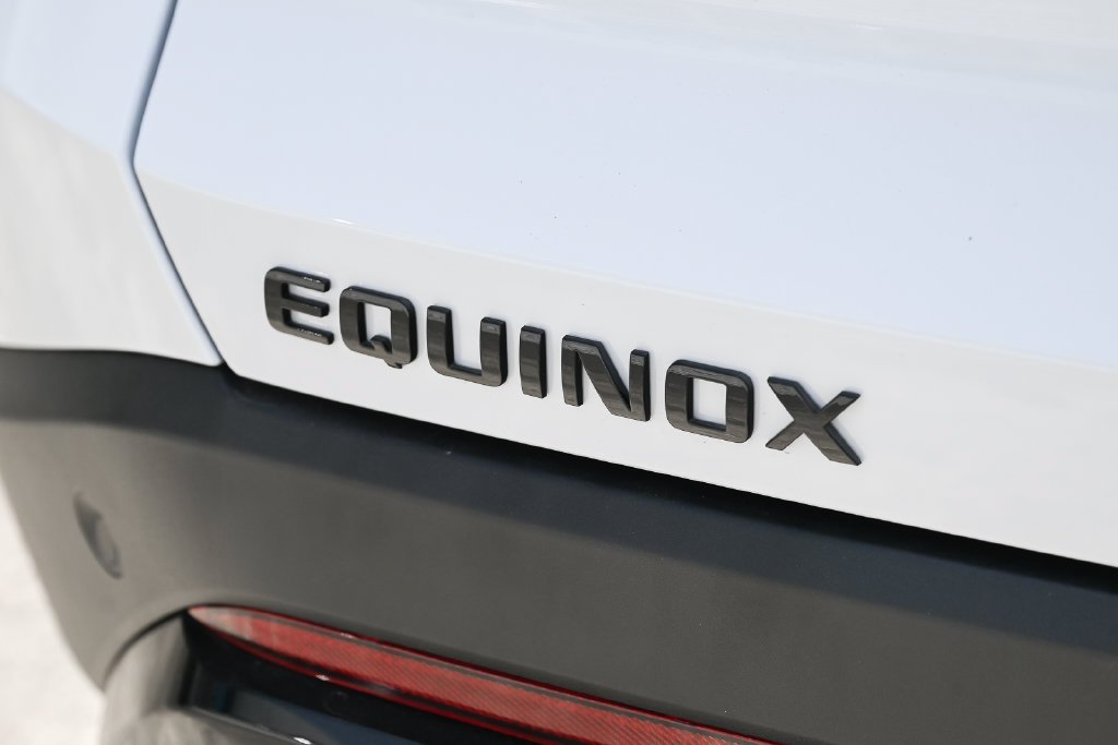 New 2026 Chevrolet Equinox RS FWD image 13