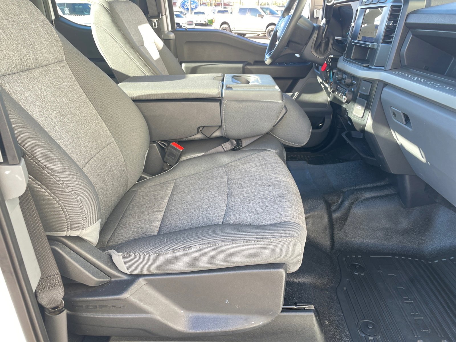 Used 2024 Ford F250 XL w/ XL Chrome Package image 19