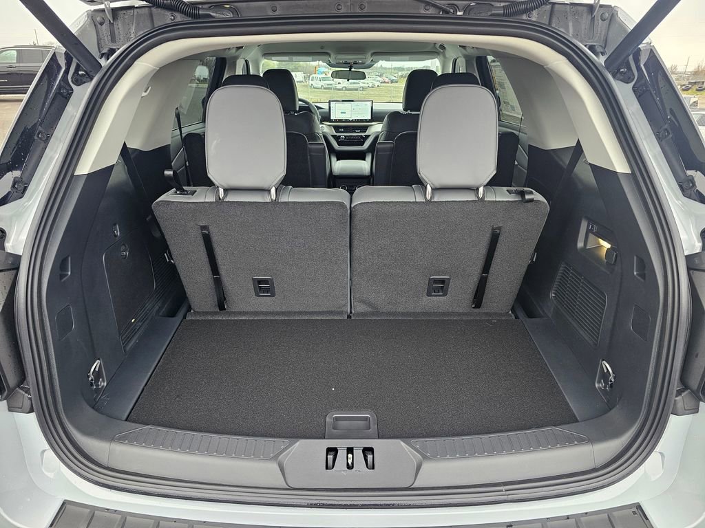 New 2026 Ford Explorer Active w/ Active Comfort Package image 29