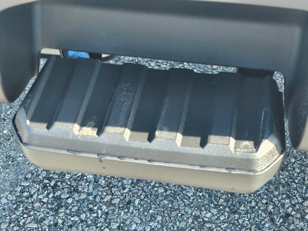 New 2026 Ford F250 XL w/ XL Chrome Package image 24