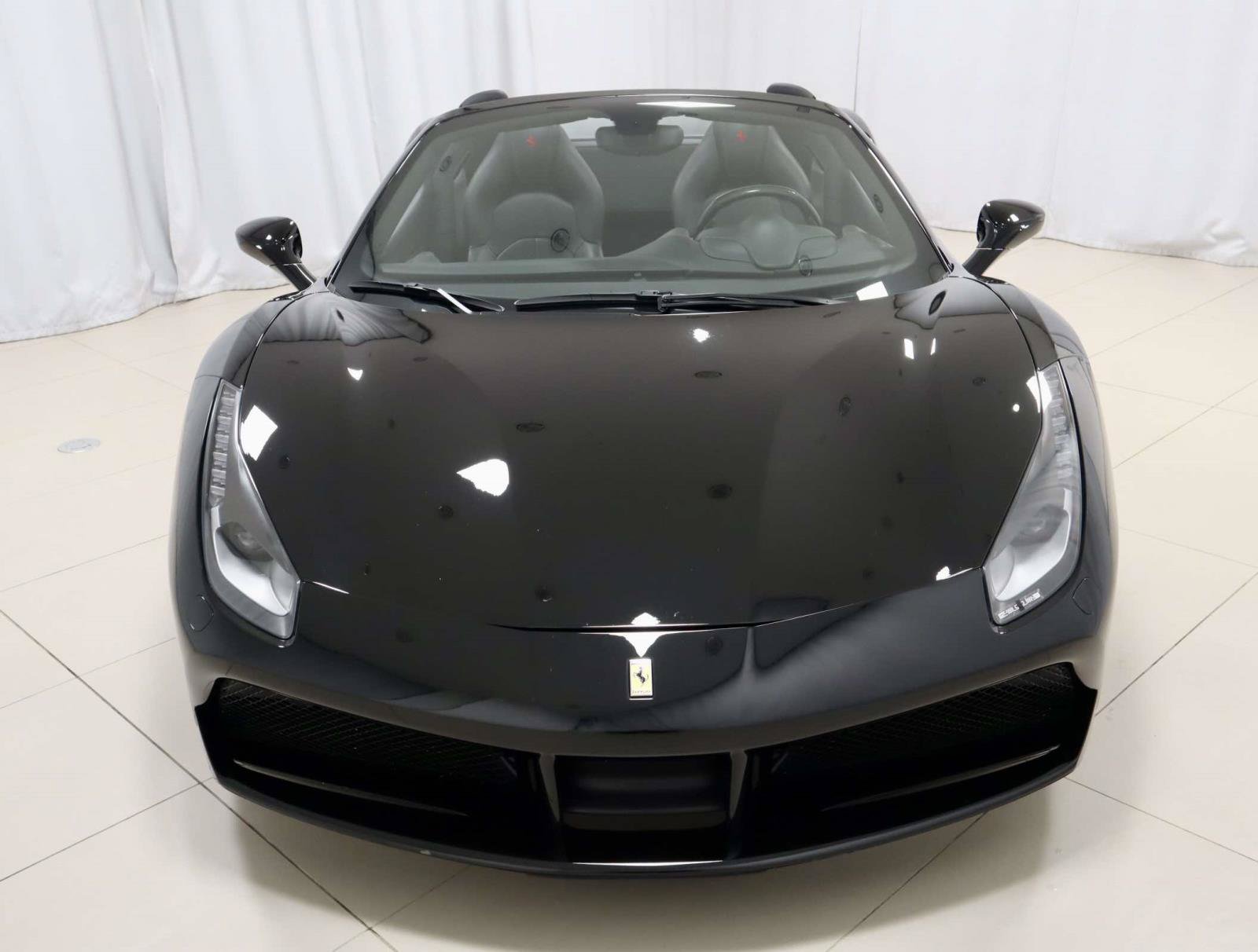 Used 2019 Ferrari 488 Spider RWD image 8
