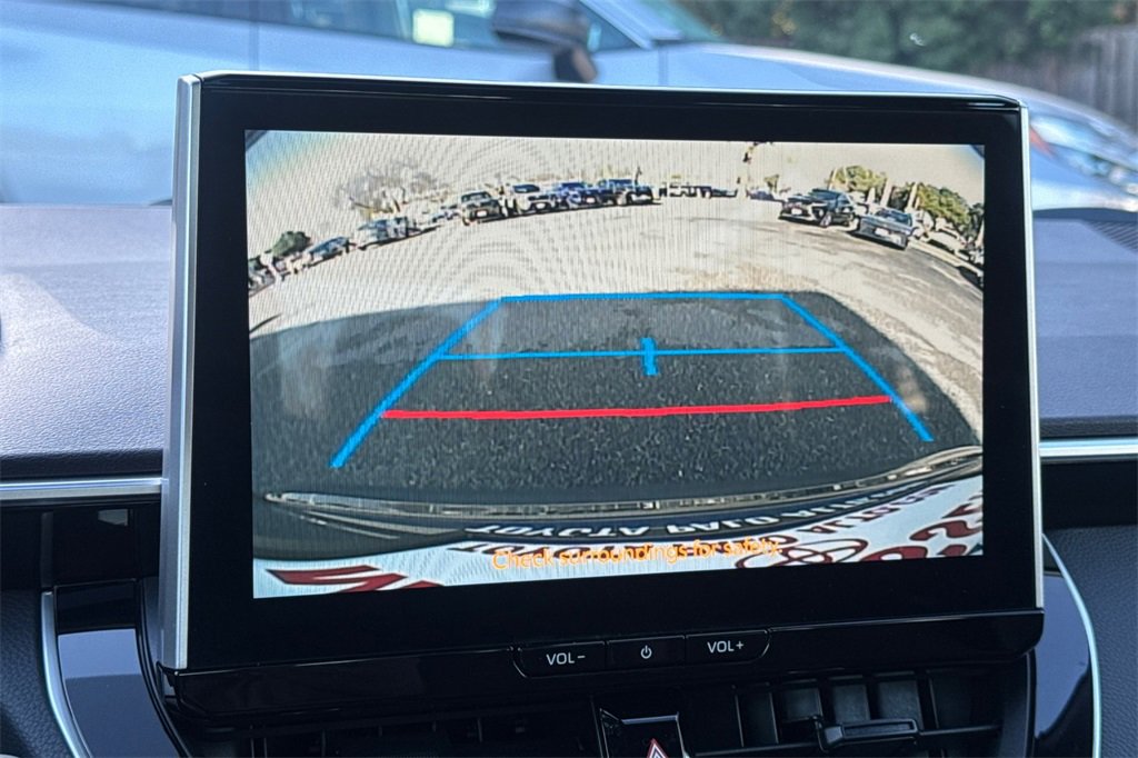 Certified 2025 Toyota Corolla SE image 18