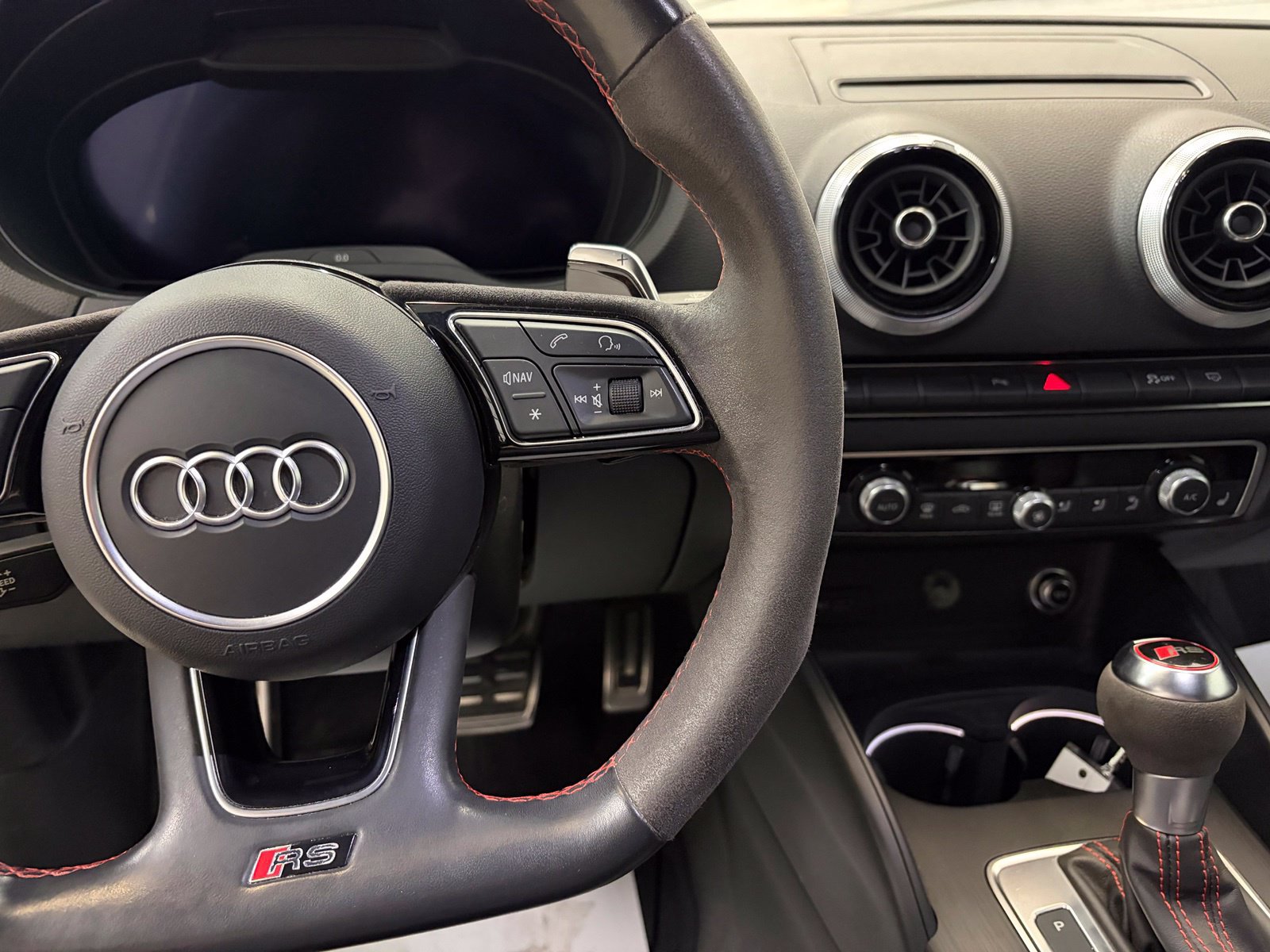 Used 2018 Audi RS 3 w/ Technology Package AWD/4WD image 15