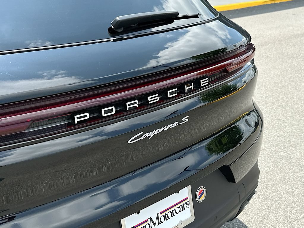 Certified 2024 Porsche Cayenne S AWD/4WD image 34