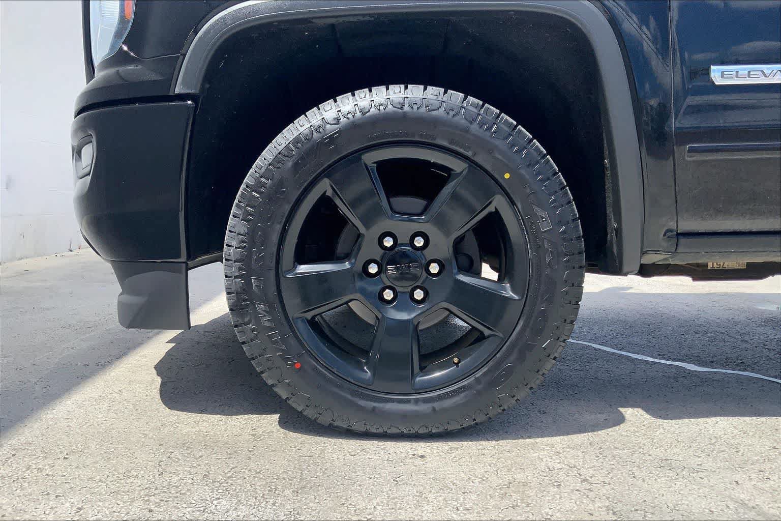 Used 2016 GMC Sierra 1500 4x4 Double Cab w/ Elevation Edition image 8