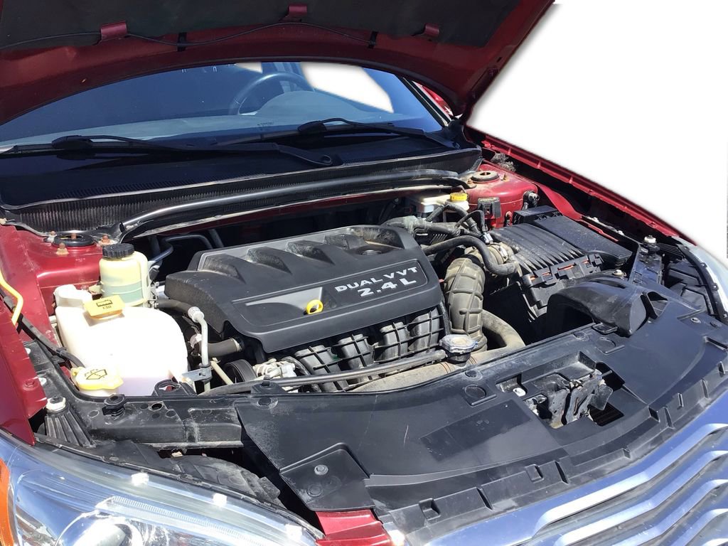 Used 2013 Chrysler 200 Touring image 11