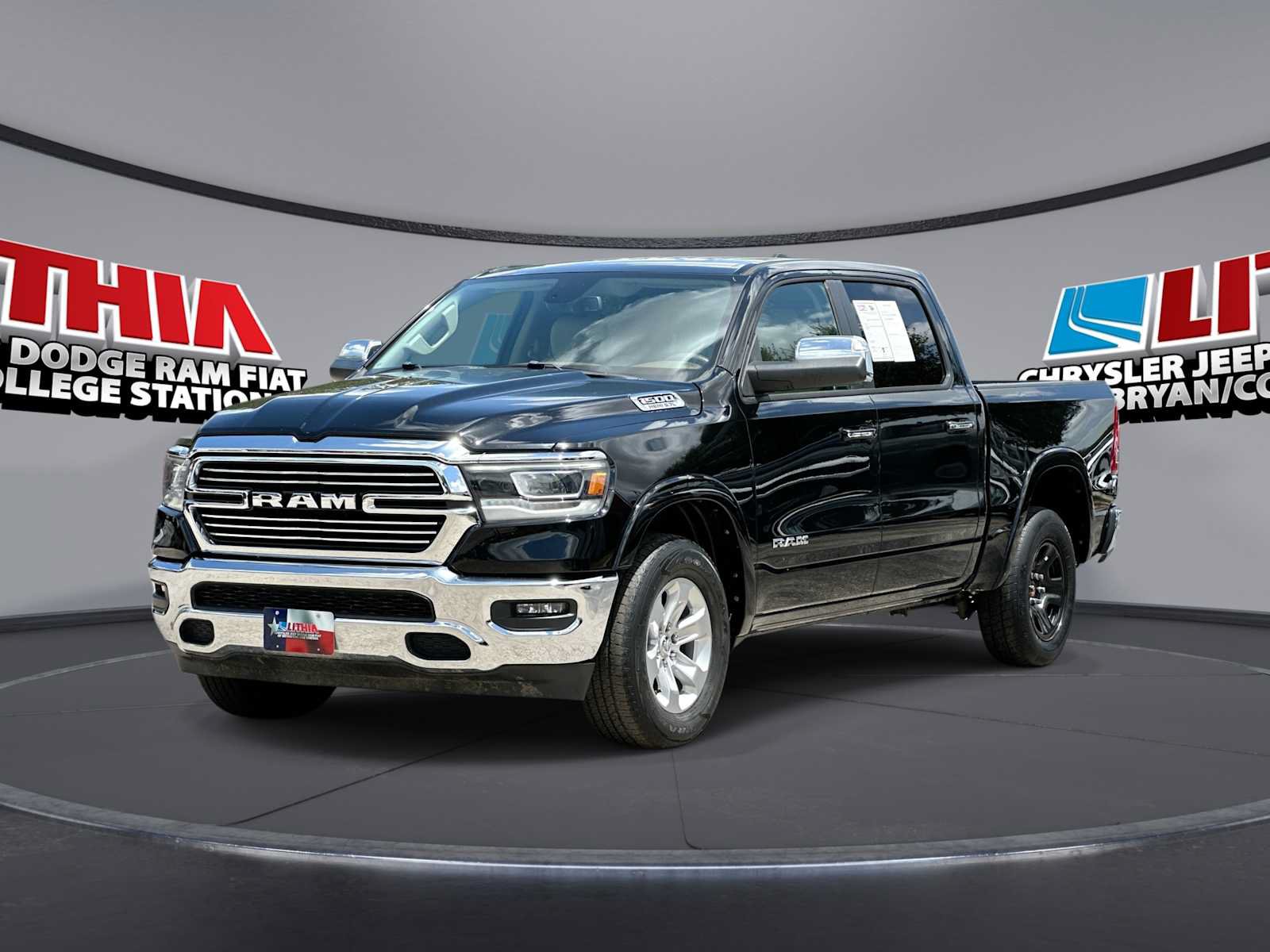 Used 2019 RAM 1500 Laramie w/ Trailer Tow Group AWD/4WD image 1