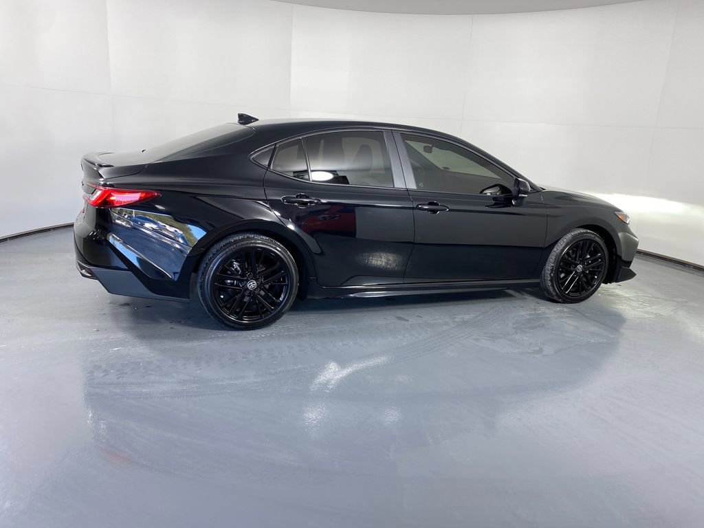 Certified 2025 Toyota Camry SE image 6