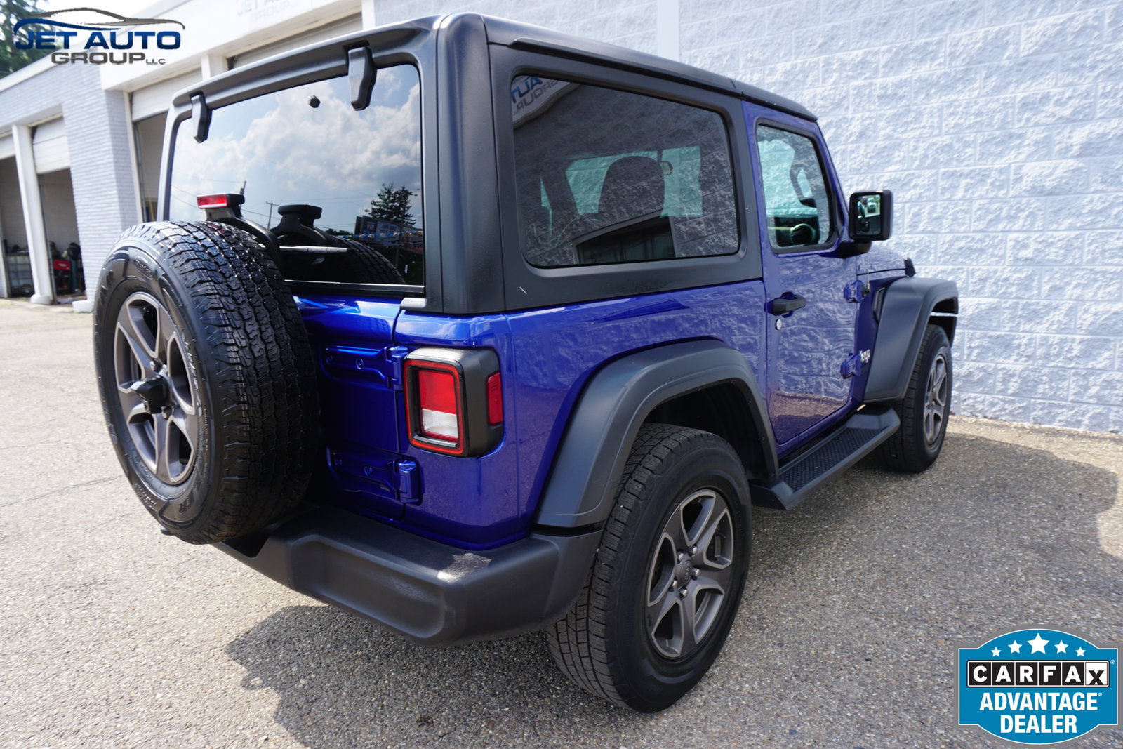 Used 2018 Jeep Wrangler Sport AWD/4WD image 10