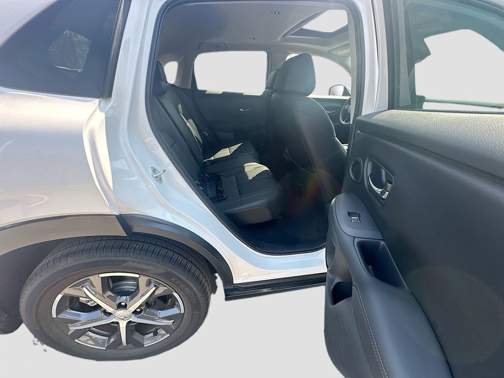 Used 2025 Honda HR-V EX-L image 31
